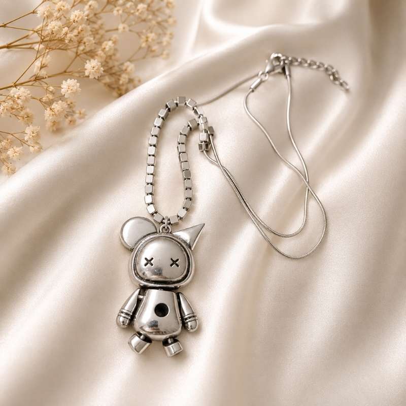Robot Necklace - BXD
