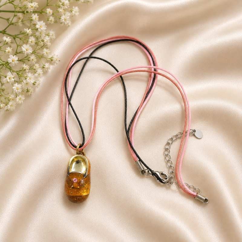 Shoe Pendant - BXA
